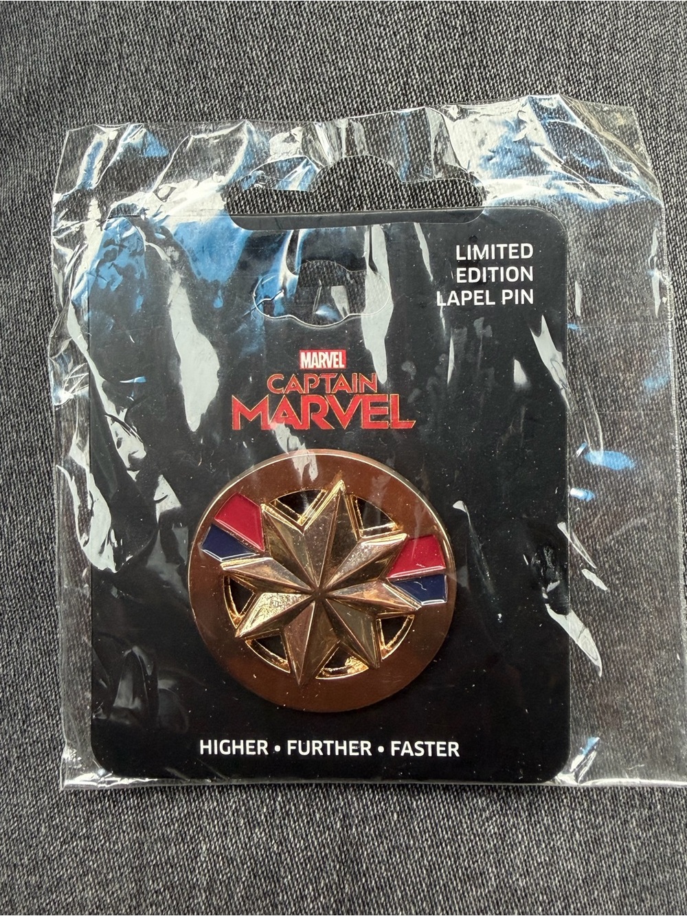 Marvel Captain Marvel Limited Edition Enamel Lapel Pin Sealed Bioworld
